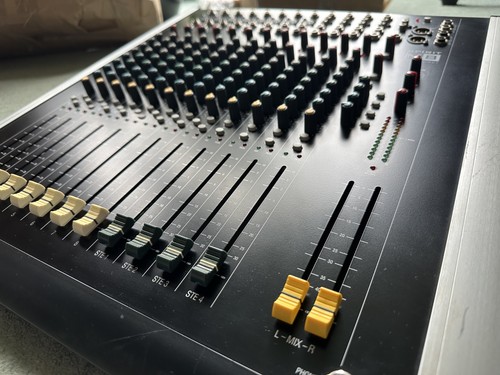 Soundcraft mixer with - soundcraft,