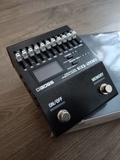 Boss EQ-200 Graphic Equalizer Pedal Boxed Stereo Equalizer