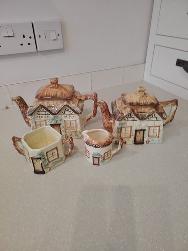 Vintage keele street - vintage, pottery