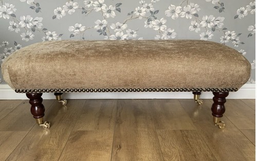 New footstool laura - new, in