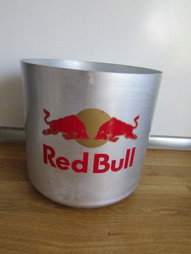 Red bull metal - bull,
