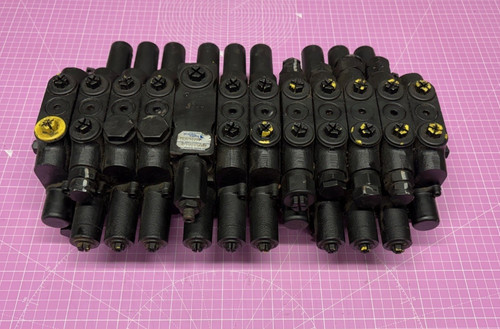 Jcb valve block hydraulic - block,