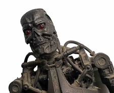 TERMINATOR T700 FIGURE