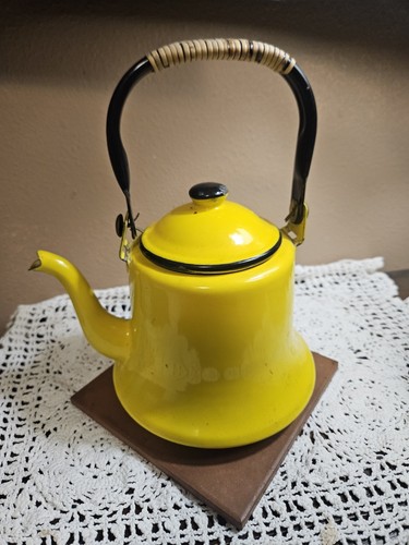 Vintage enamelware yellow - vintage,