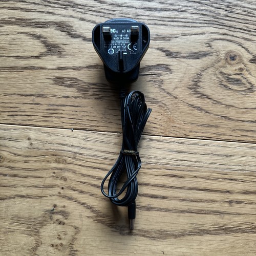 Mains adaptor power - uk,
