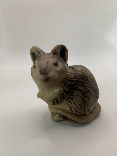 Poole pottery stoneware mouse - poole,