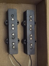 1978 Fender Jazz Bass Pickups