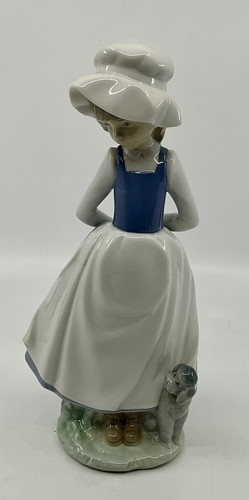 Lladro nao girl with - girl, puppy