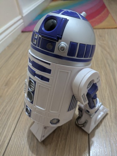 R2d2 disney store - store, star
