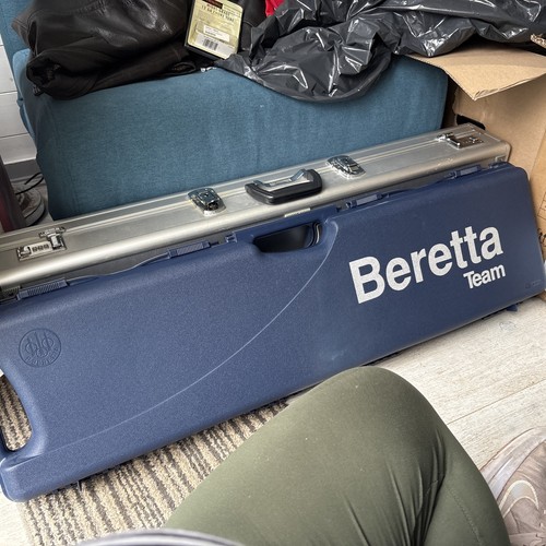Team beretta shotgun - beretta, travel