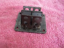 YAMAHA DT 125 LC ENGINE INLET REED BLOCK CAGE