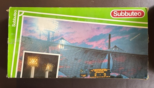 Subbuteo floodlights 61222 - floodlights,