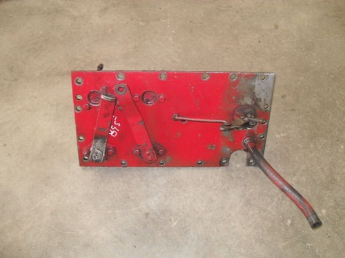 For case 895 gearbox top - for, cover