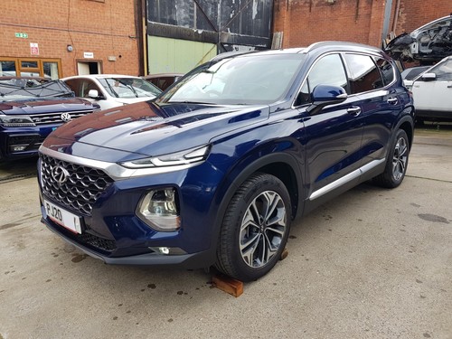 Hyundai santa 4 premium - hyundai,