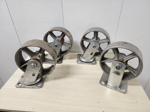 Vintage cast iron swivel - iron,