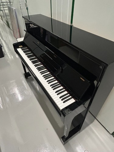 Upright piano samick sj - -, sj-115