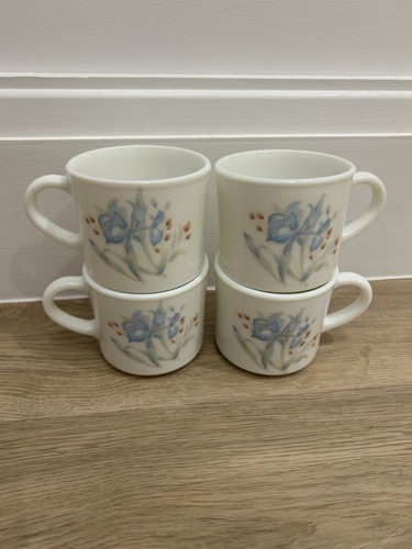 Vintage pyrex cups - 4x, blue