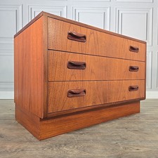 Vintage Chest of Drawers G