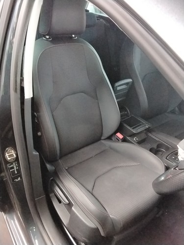 Front seat leon - front,