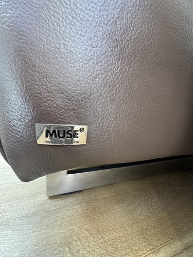 The muse seater - the, leather