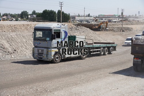 Truck photo renault - truck,