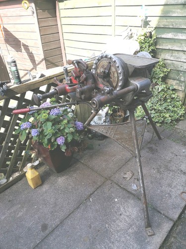 Rigid 300 pipe threader with - 300,