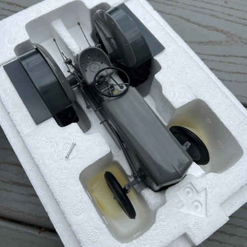Universal hobbies 2690 16 - universal, 1:16