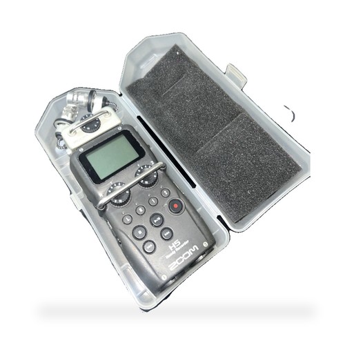 Zoom handheld recorder - h5,