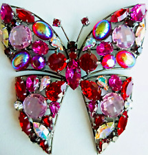 BUTLER & WILSON BROOCH LARGE