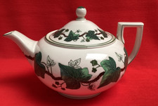 VINTAGE WEDGWOOD ~ NAPOLEON IVY - GREEN TRIM ~ LARGE 2 1/4 PINT TEAPOT TEA POT