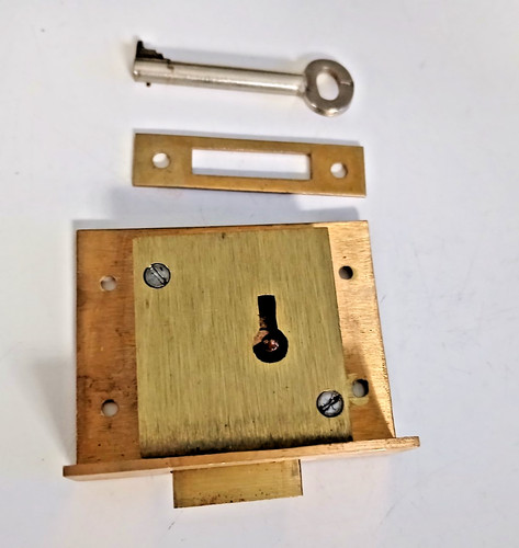 Brass slam shut springbolt - brass,