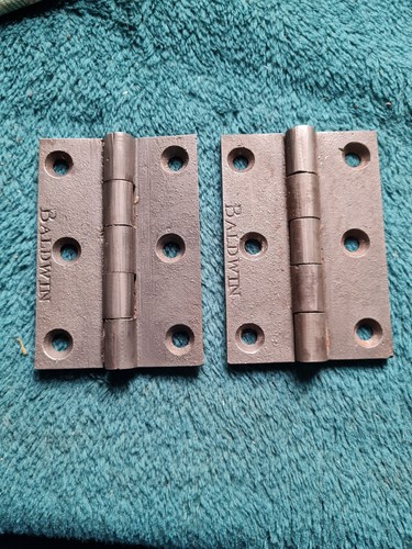 One pair old baldwin 3 - old,