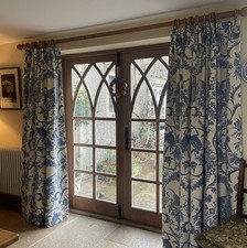 New Nina Campbell Pair Of