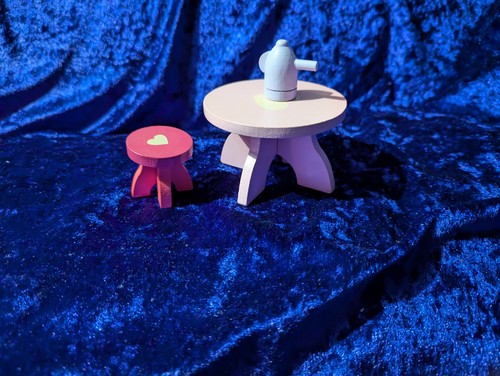 Elc rosebud wooden table - rosebud,