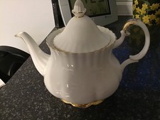 ROYAL ALBERT VAL D` OR LARGE