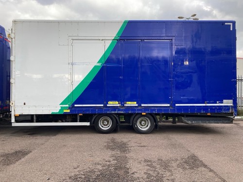 Drawbar enclosed car - 2,