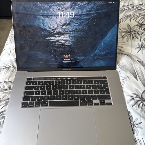 Macbook pro inch core - macbook, i9