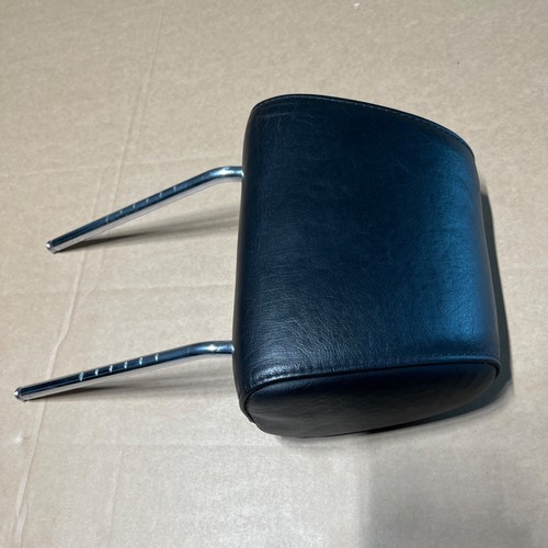 Bmw e30 seat headrest - bmw,