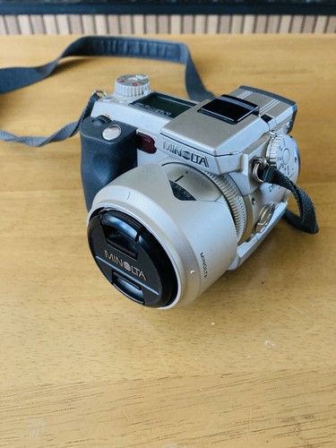 Minolta konica dimage 0mp - konica, 7i