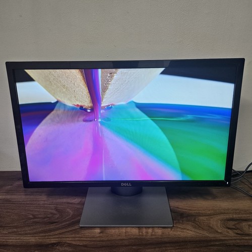 Dell monitor 24in - 24in,