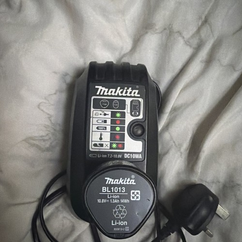 Makita li ion - 10.8v, li-ion