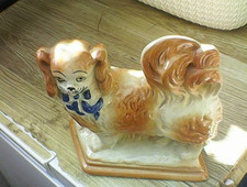 SCOTTISH POTTERY PEKINGESE DOG MANTLE ORNAMENT