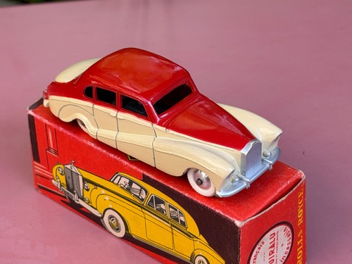 Quiralu antique rolls royce - quiralu,