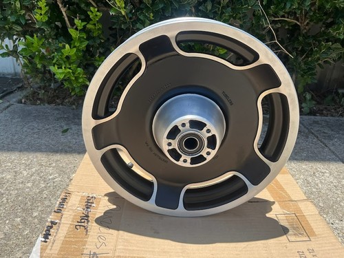 Harley oem rear wheel rim - oem,