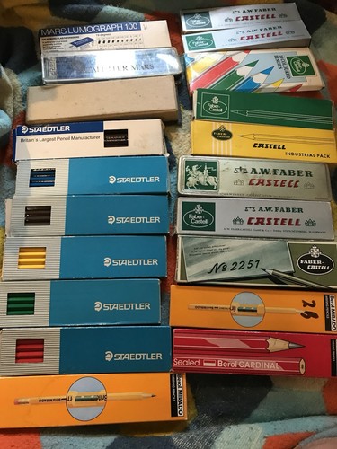 Boxes vintage pencils - 20,