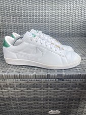 V RARE 2006 NIKE TENNIS