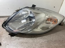 2009 TOYOTA YARIS DRIVER SIDE FRONT RIGHT HEADLIGHT 81110-0D340