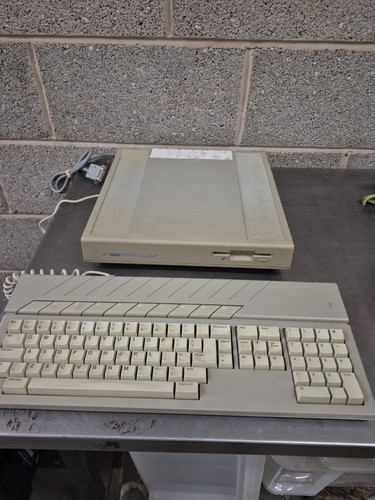 Atari mega st4 4mb computer - atari,