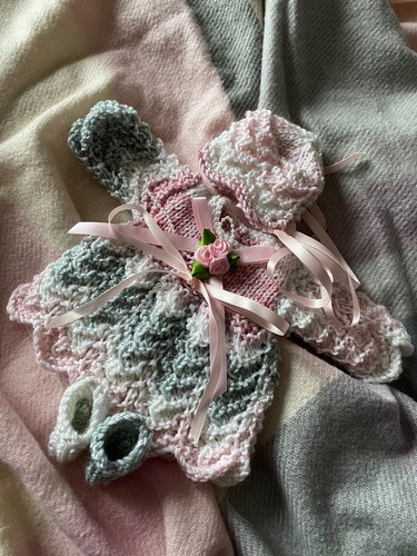 Hand knitted dolls - dolls, to