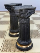 2 Black Rooks Corinthian